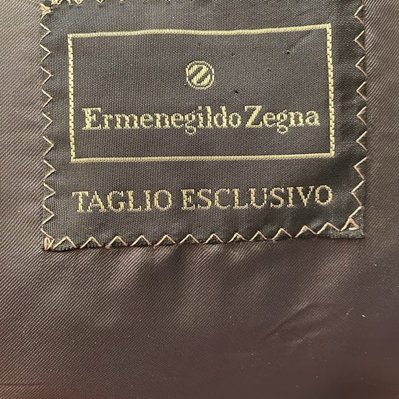 Ermenegildo Zegna Cashmere Herringbone Pattern Sport Coat US Size 52. - Picture 6 of 9